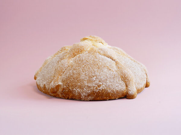 Pan de Muerto Tradicional Mediano